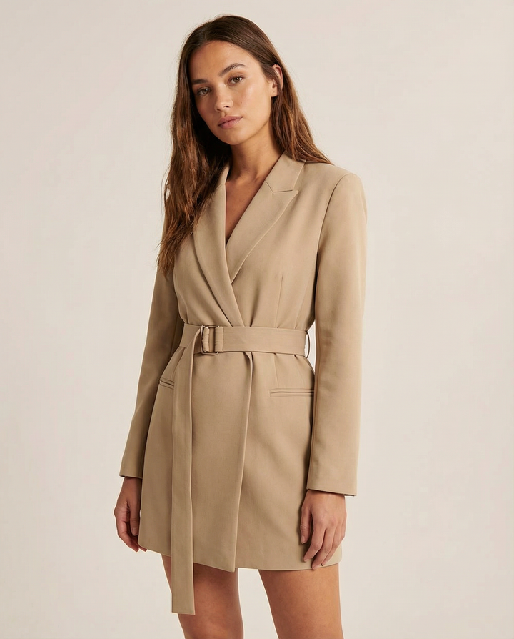 Casual Blazer – Tailored Fit White Jacket for Versatile Styling